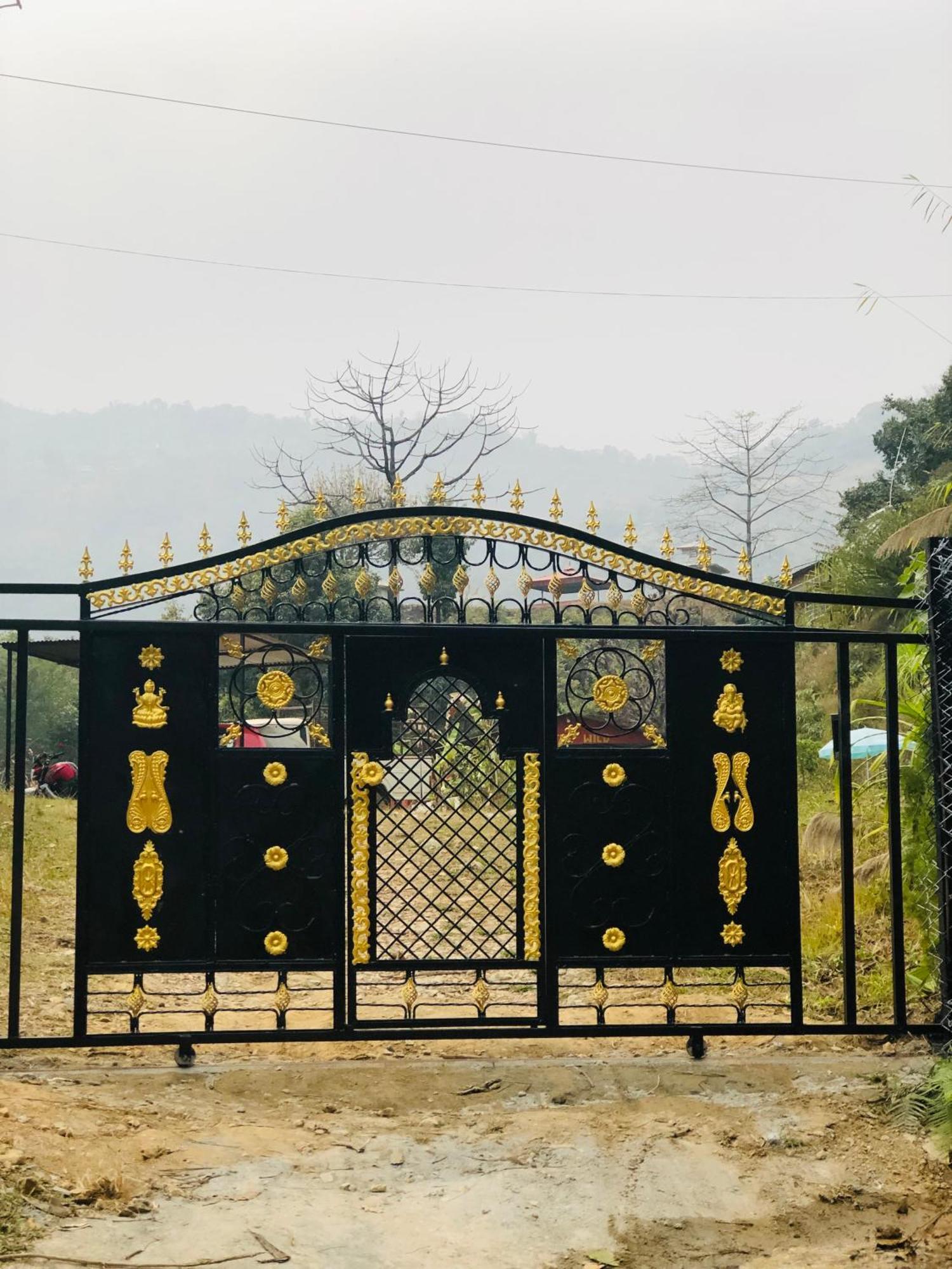 Vila Into The Wild Pokhara Kāskī Exteriér fotografie